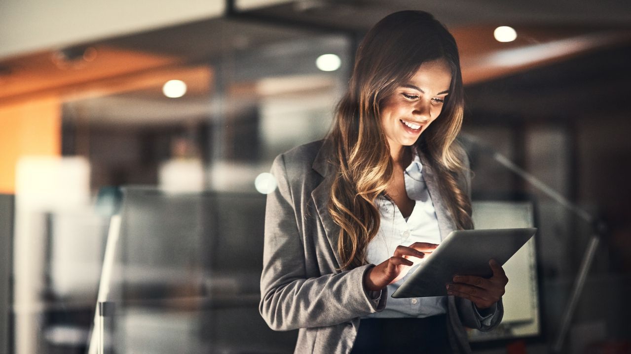 AI-Powered Mobile Time-Off Requests Transform Employee Scheduling ...