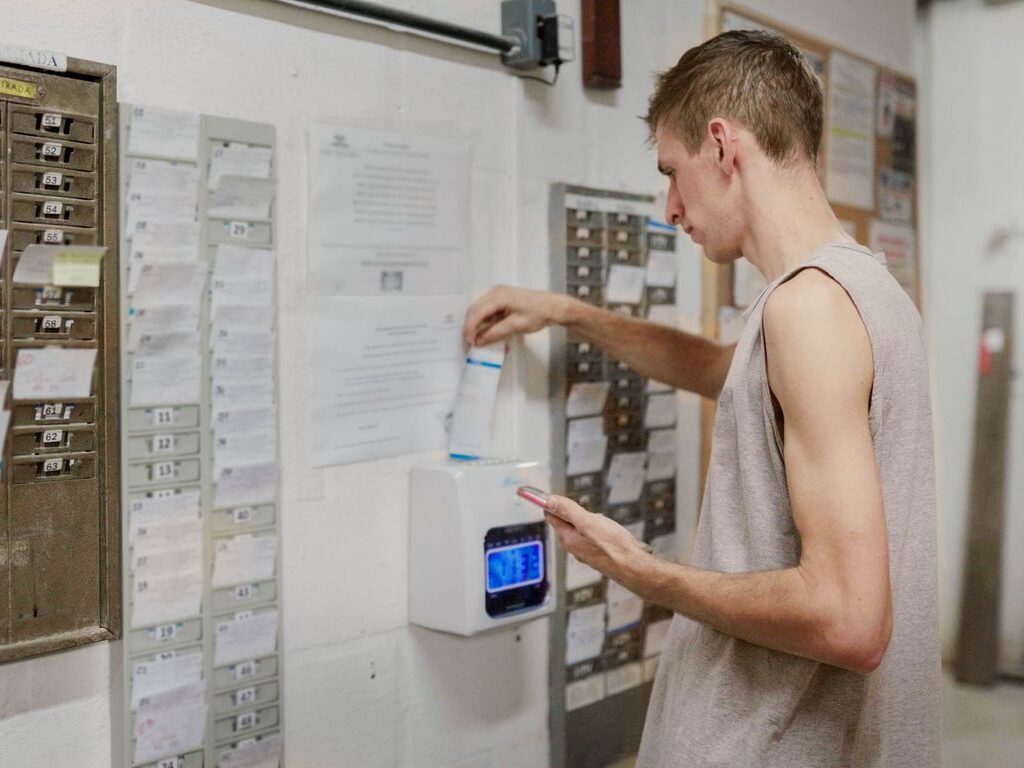 employee time clock software setup des moines iowa